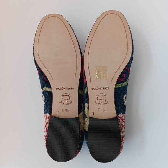 Ramon Tenza Navy, Red and Cream Dragon Loafer Women's Size 8.5 N - Picture 7 of 8